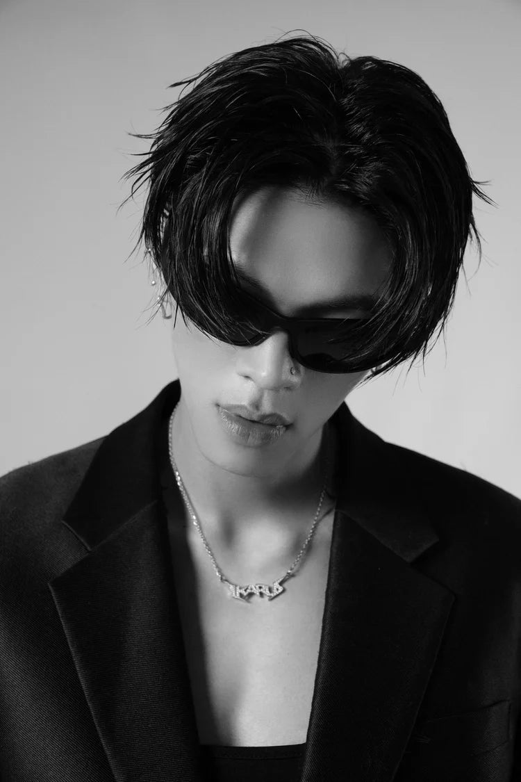 "Diemond Ikarus" Necklace